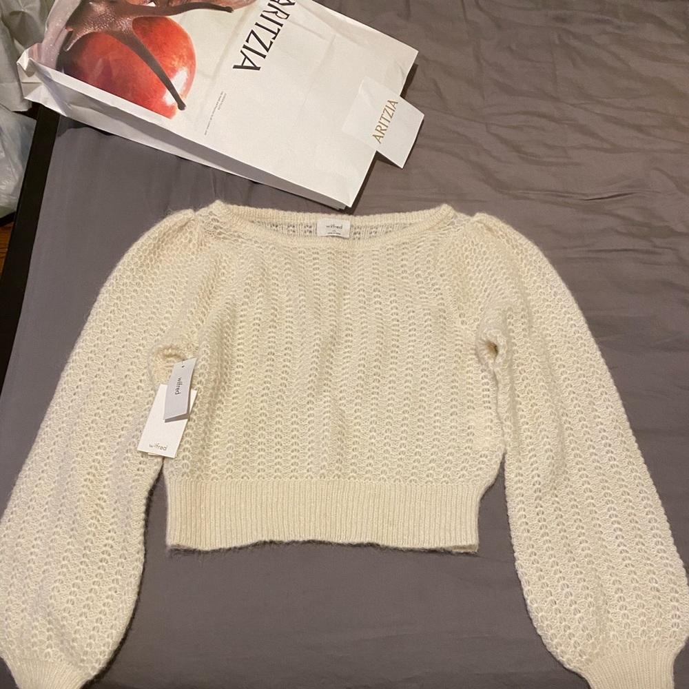 cropped cream long sleeve sweater